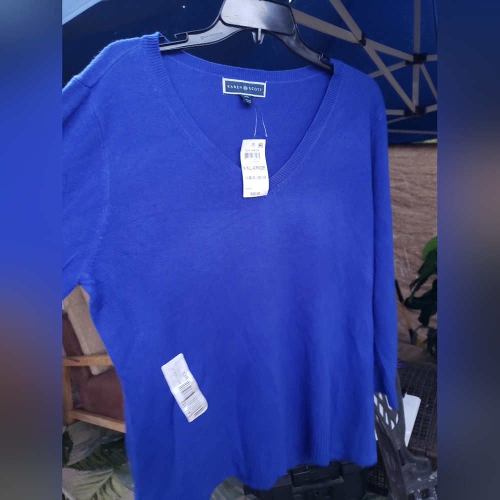 Lux vneck